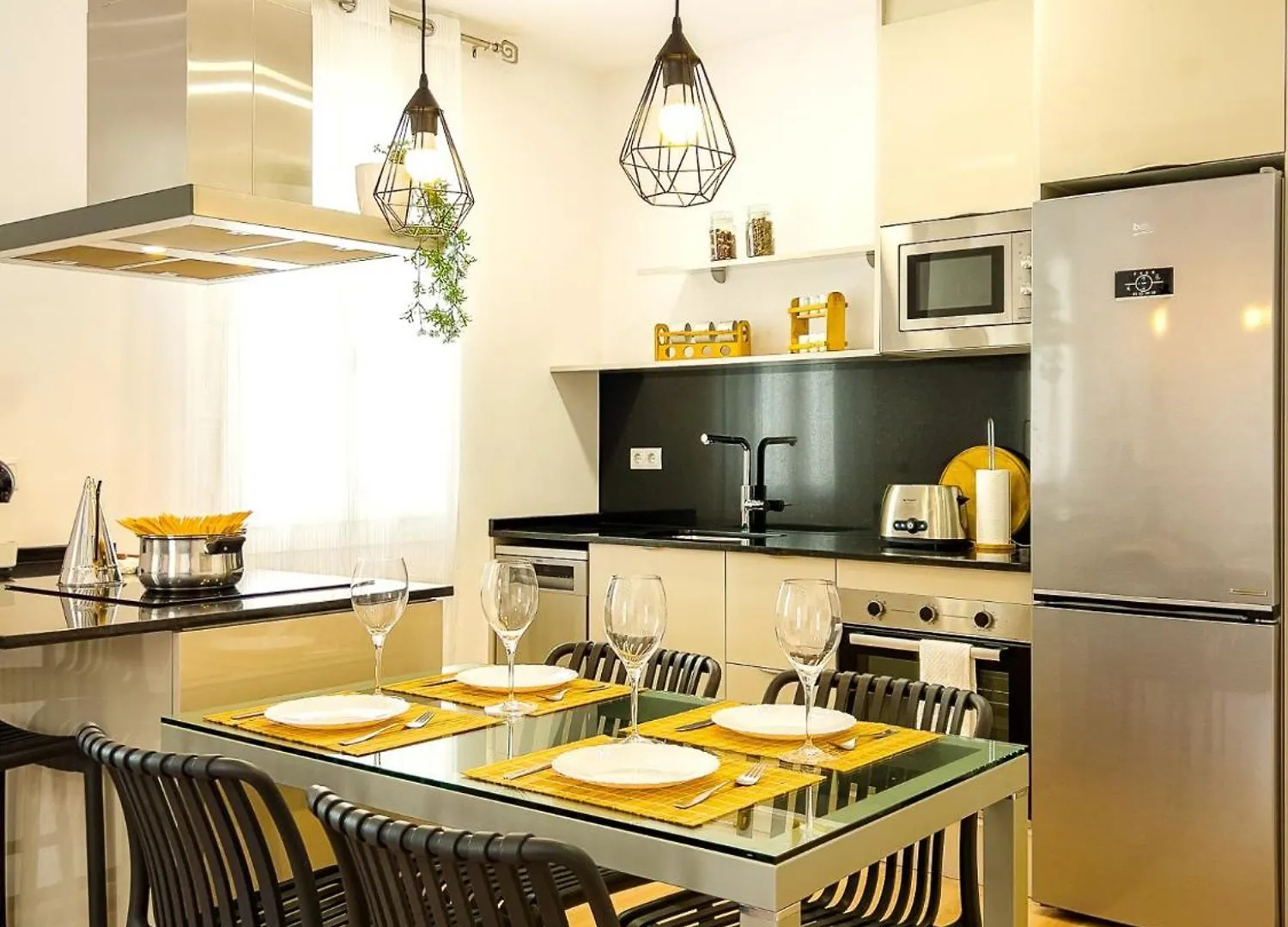 Somos Genius! Exclusivo Apartamento En Tarragona Centro 0*,  España